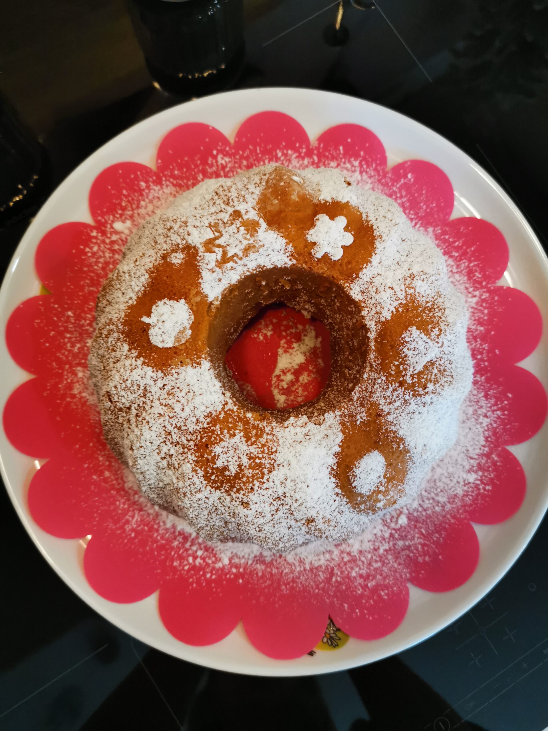 Sprudelwasser-Kranzkuchen