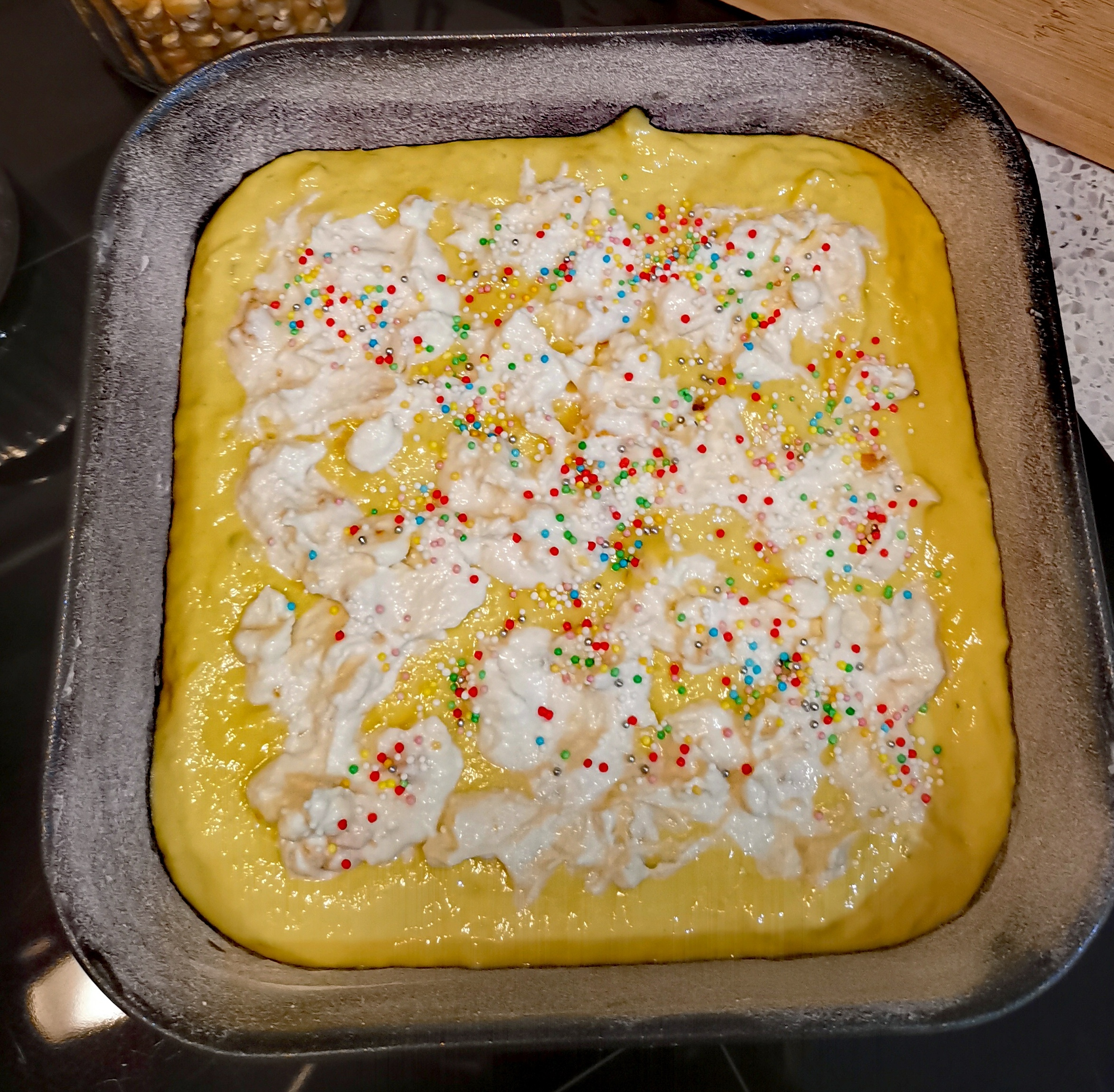 Weicher Kuchen mit Ricotta und Marmelade