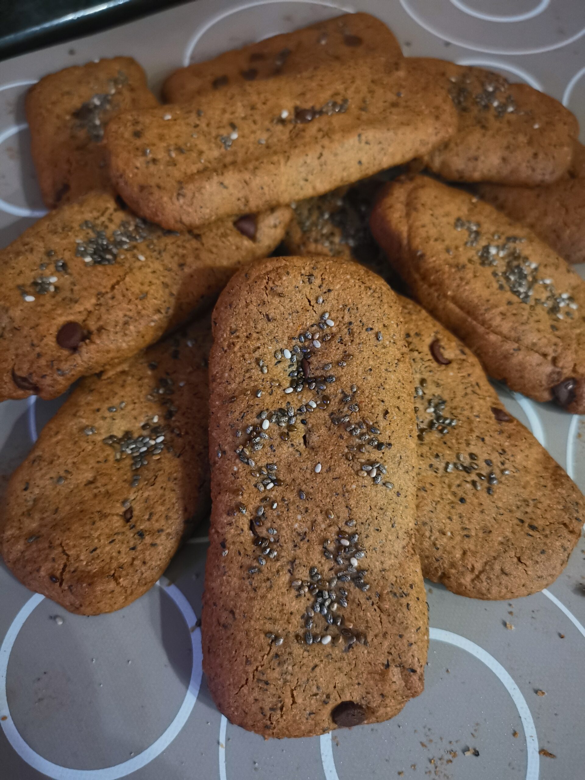 Glutenfreie Buchweizen-Biscottoni mit Schokolade