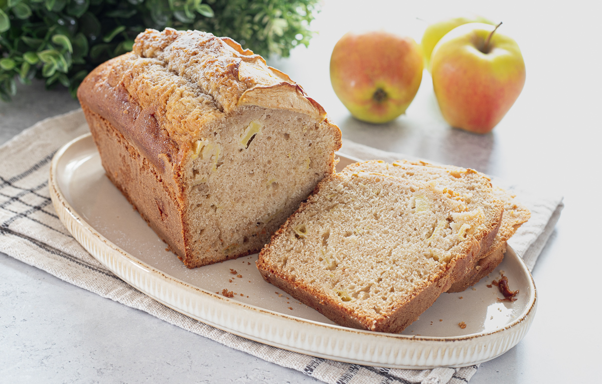 Plumcake mit Äpfeln