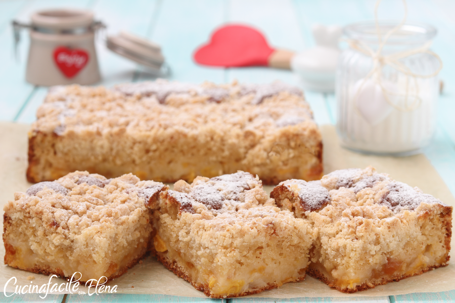 Joghurt-Crumble-Kuchen mit Marmelade