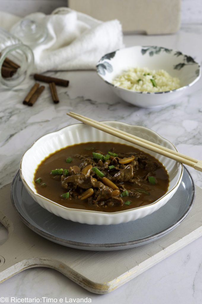 MANZO AL CURRY MASSAMAN