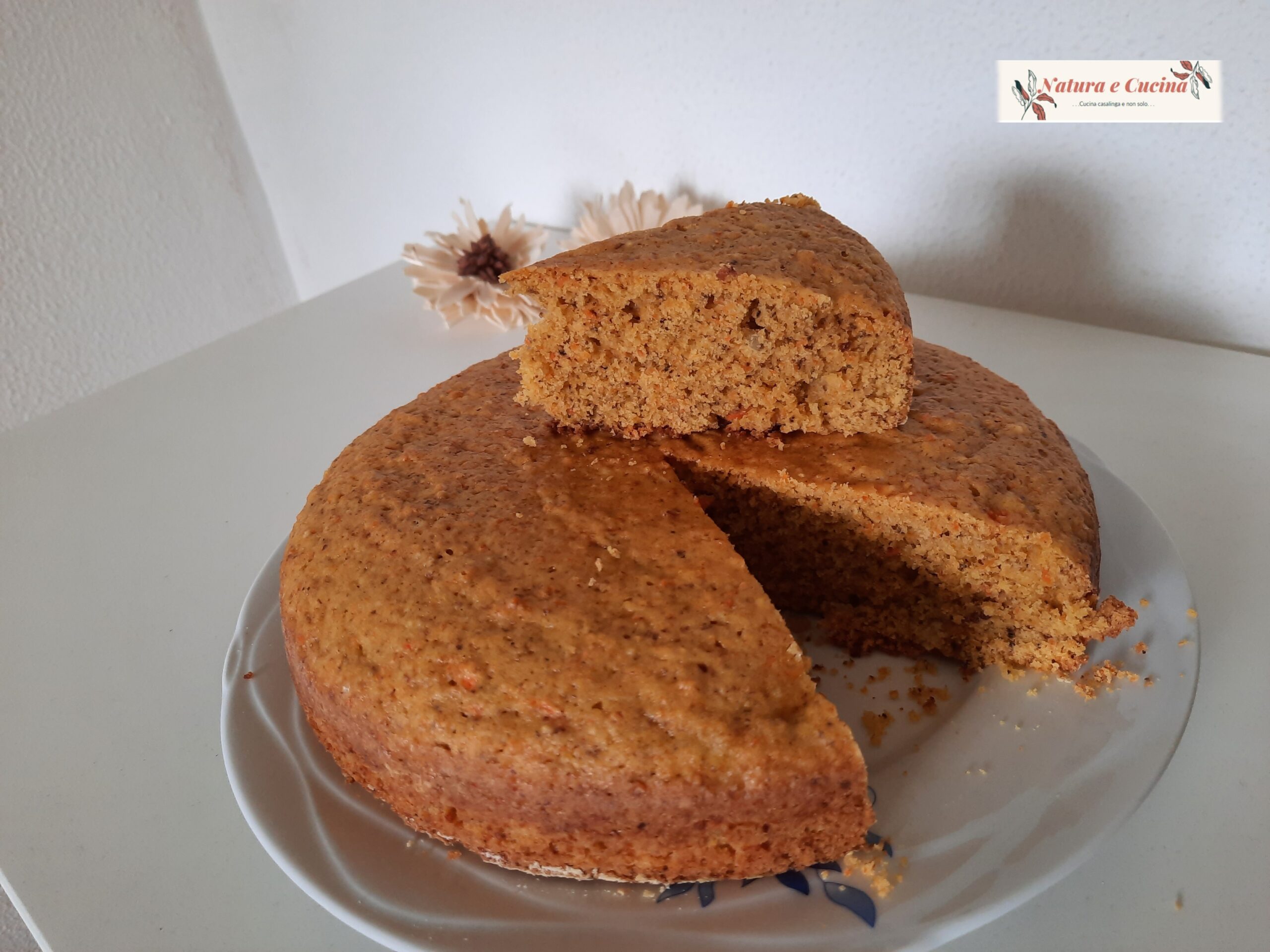 Karottenkuchen mit Trockenfrüchten