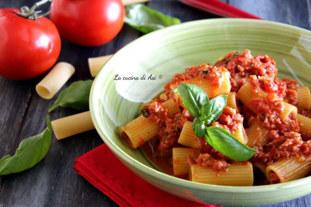 Schnelle Pasta mit Wurstpesto