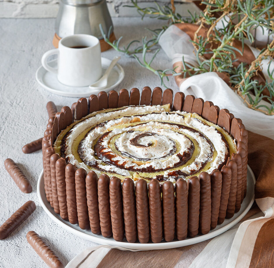 Girella-Torte mit Sahne und Nutella