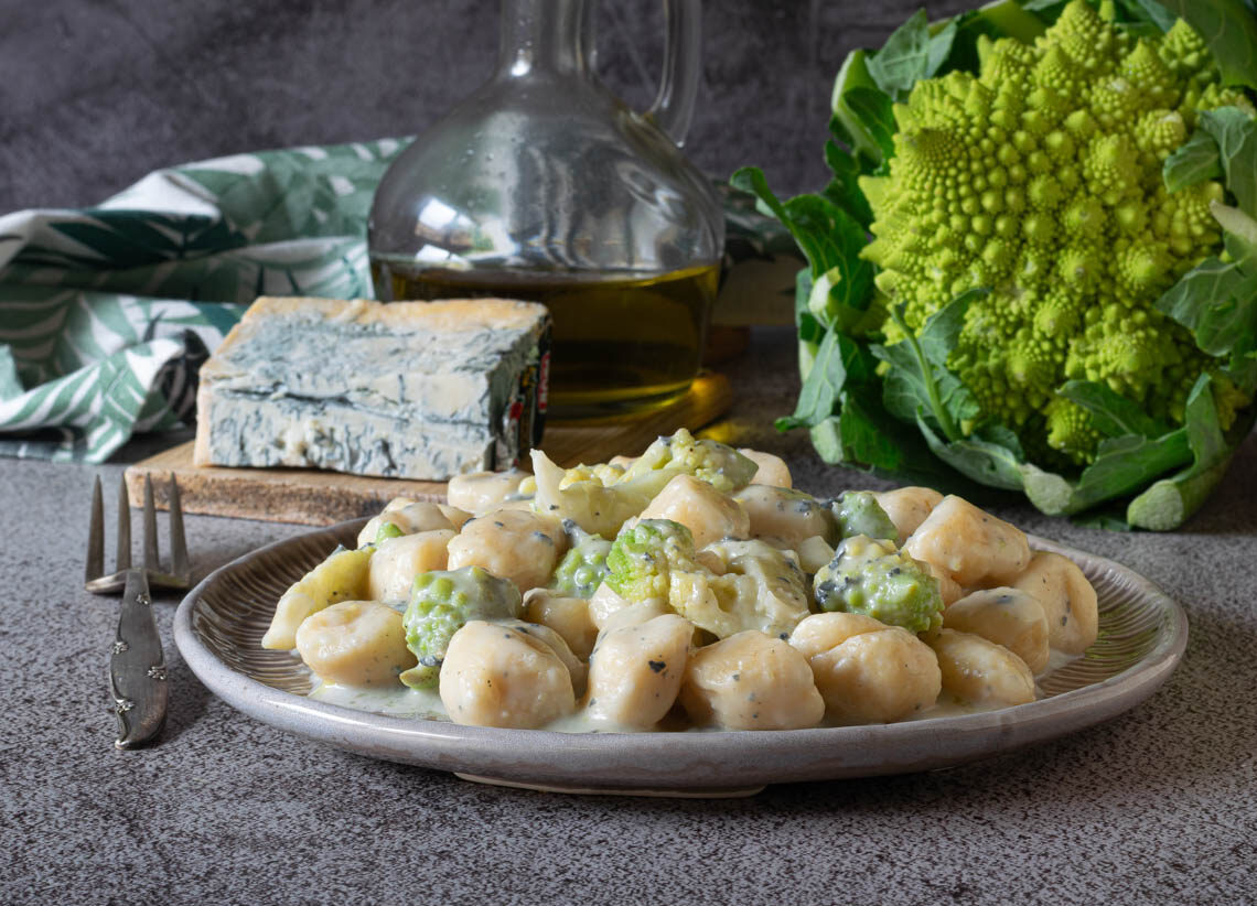 Gnocchi aus Ricotta mit Gorgonzola und Romanesco