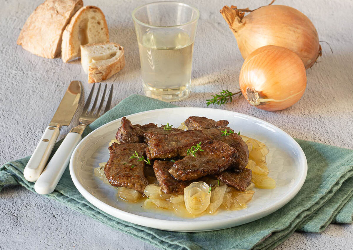 Kalbsleber mit karamellisierten Zwiebeln