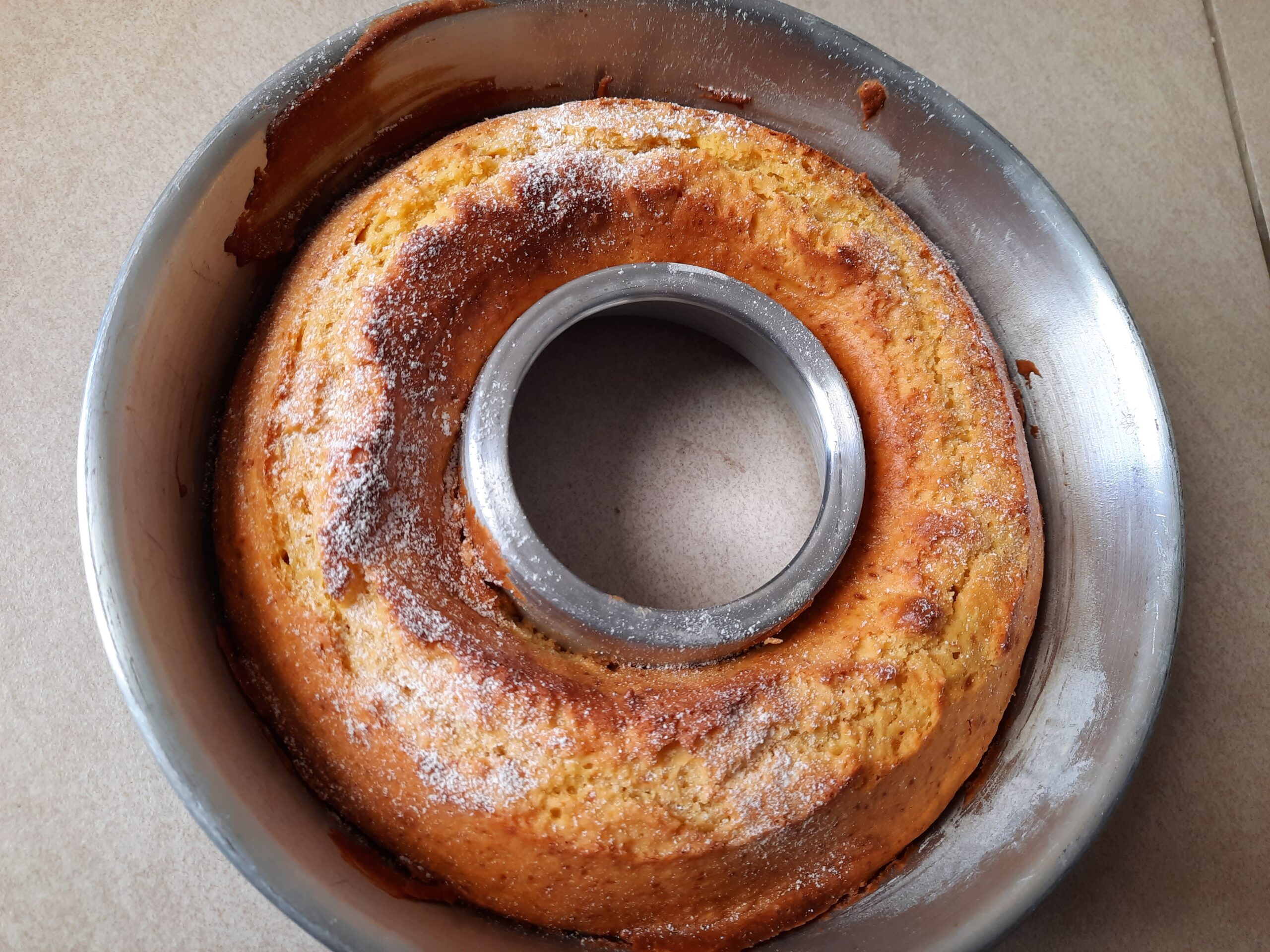 Gugelhupf mit Ricotta