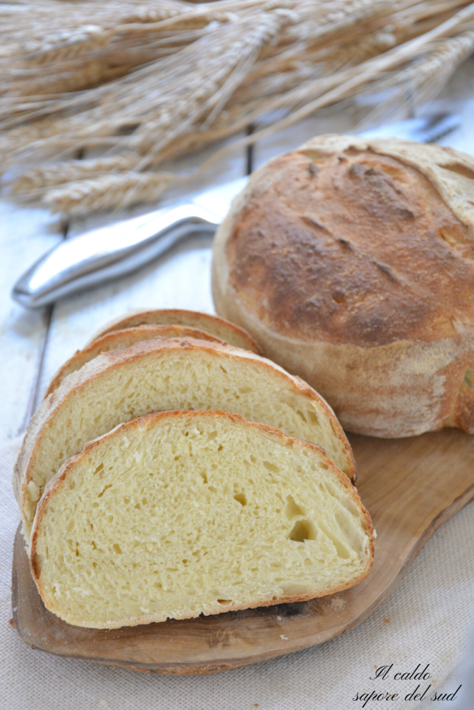 Einfaches hausgemachtes Brot mit Bierhefe