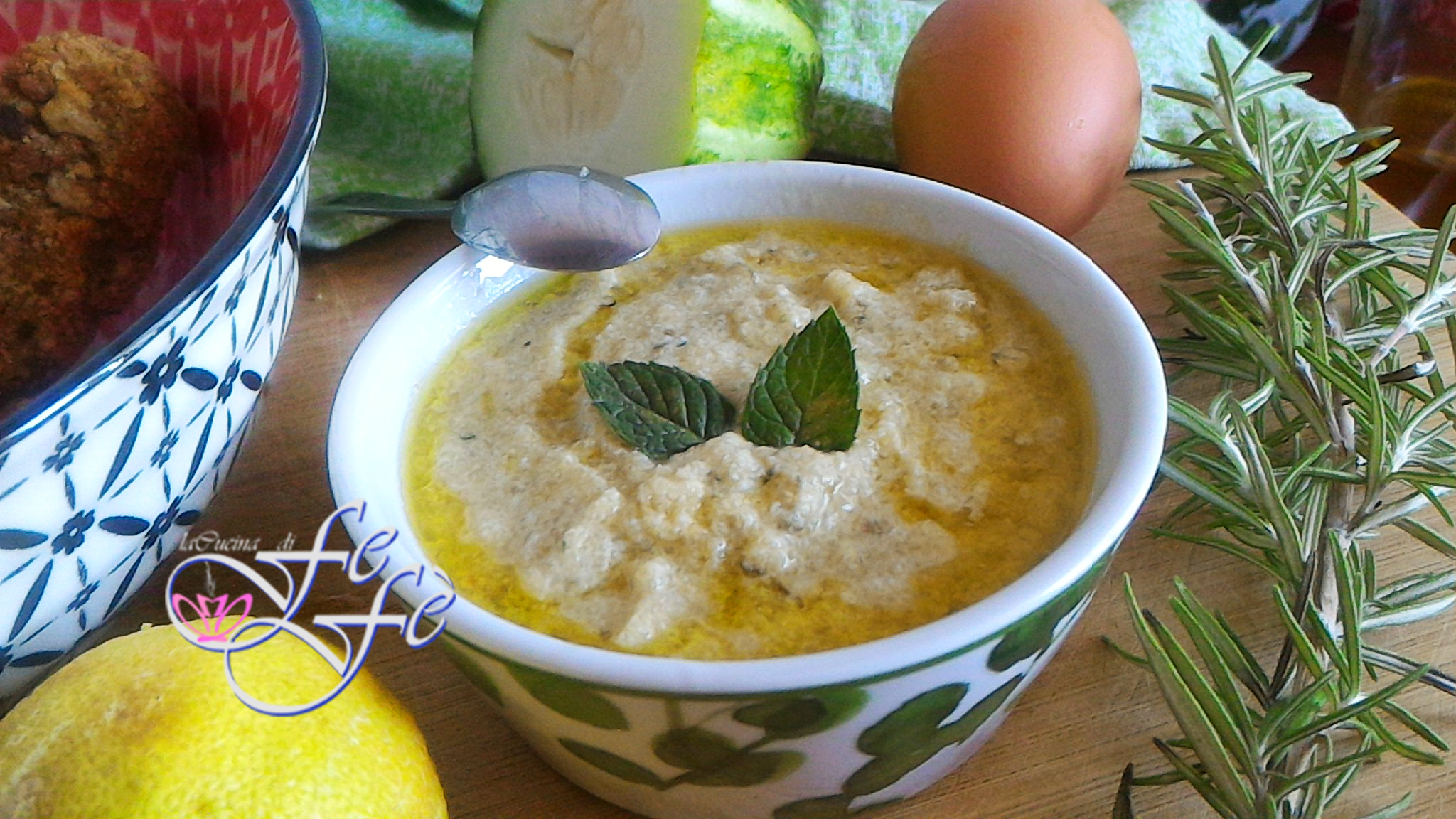 Salentinische Meloncella-Sauce mit Kapern und hartgekochten Eiern