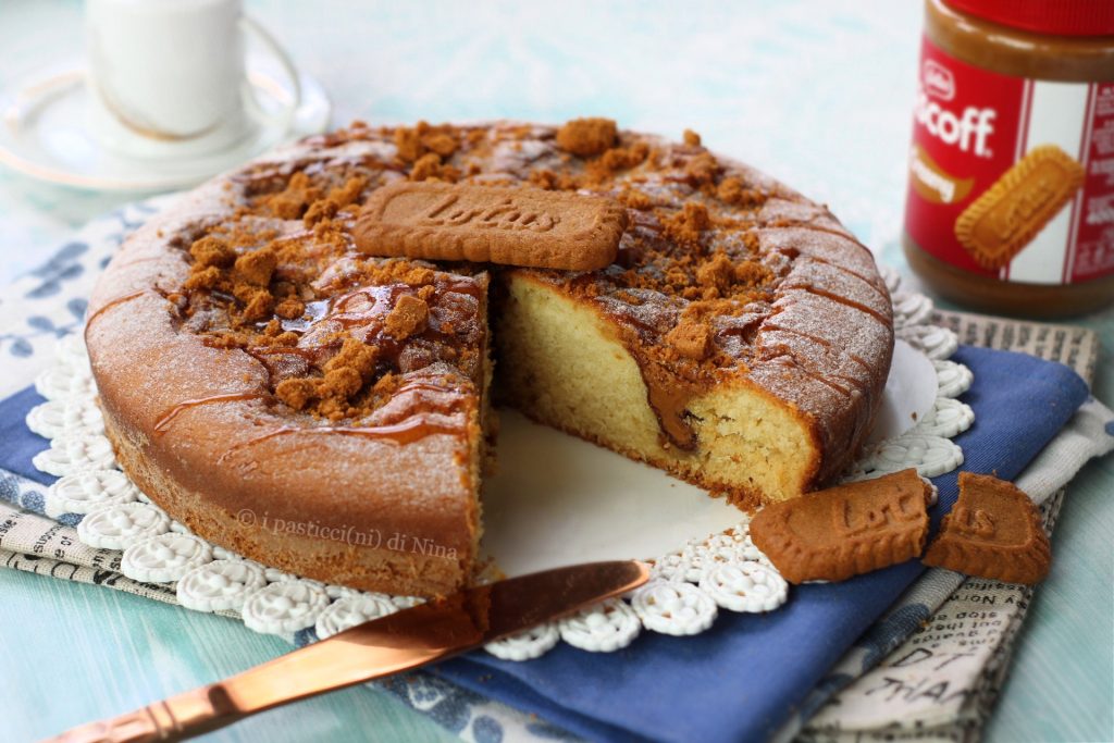 Fluffiger Kuchen mit Lotus-Creme, würzig und ohne Butter mit Ricotta i pasticcini di Nina