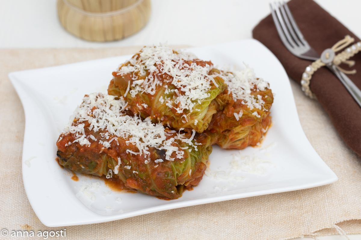 Wirsingröllchen mit Gorgonzola und Oliven