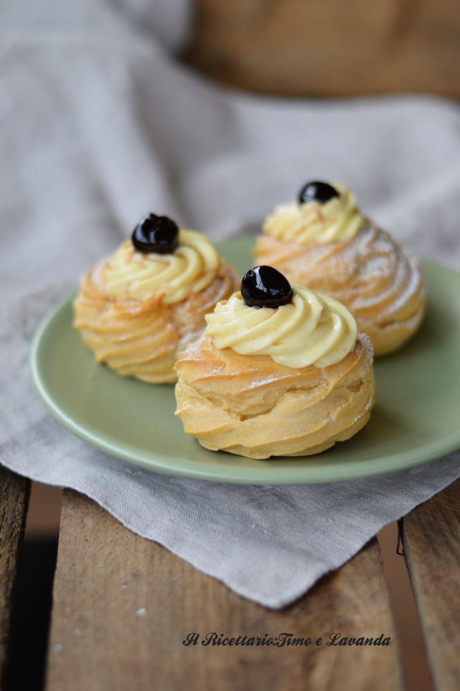 Glutenfreie Zeppole aus dem Ofen mit Vanillecreme