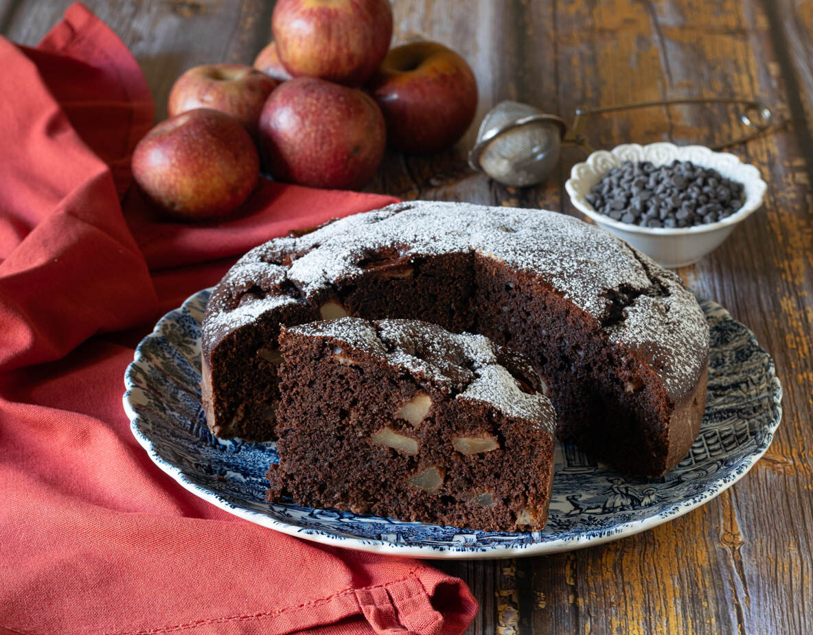 Apfeltorte mit Annurca-Äpfeln und Schokolade