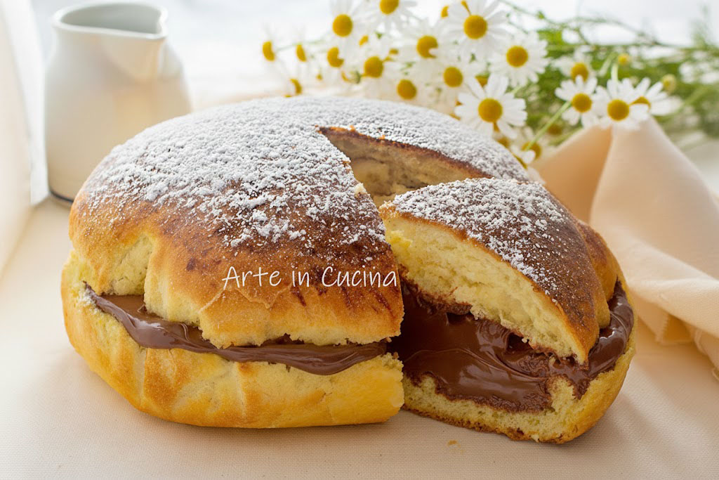 SEHR FLUFFIGE BRIOCHE-TORTE mit NUTELLA®