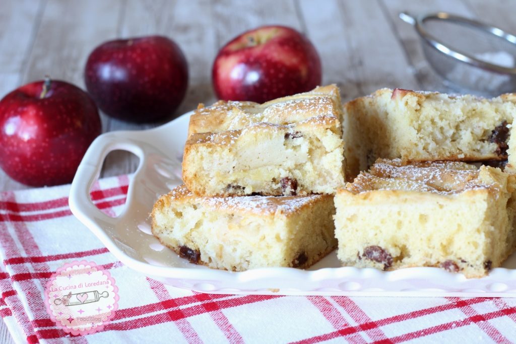 torta soffice di mele con uvetta