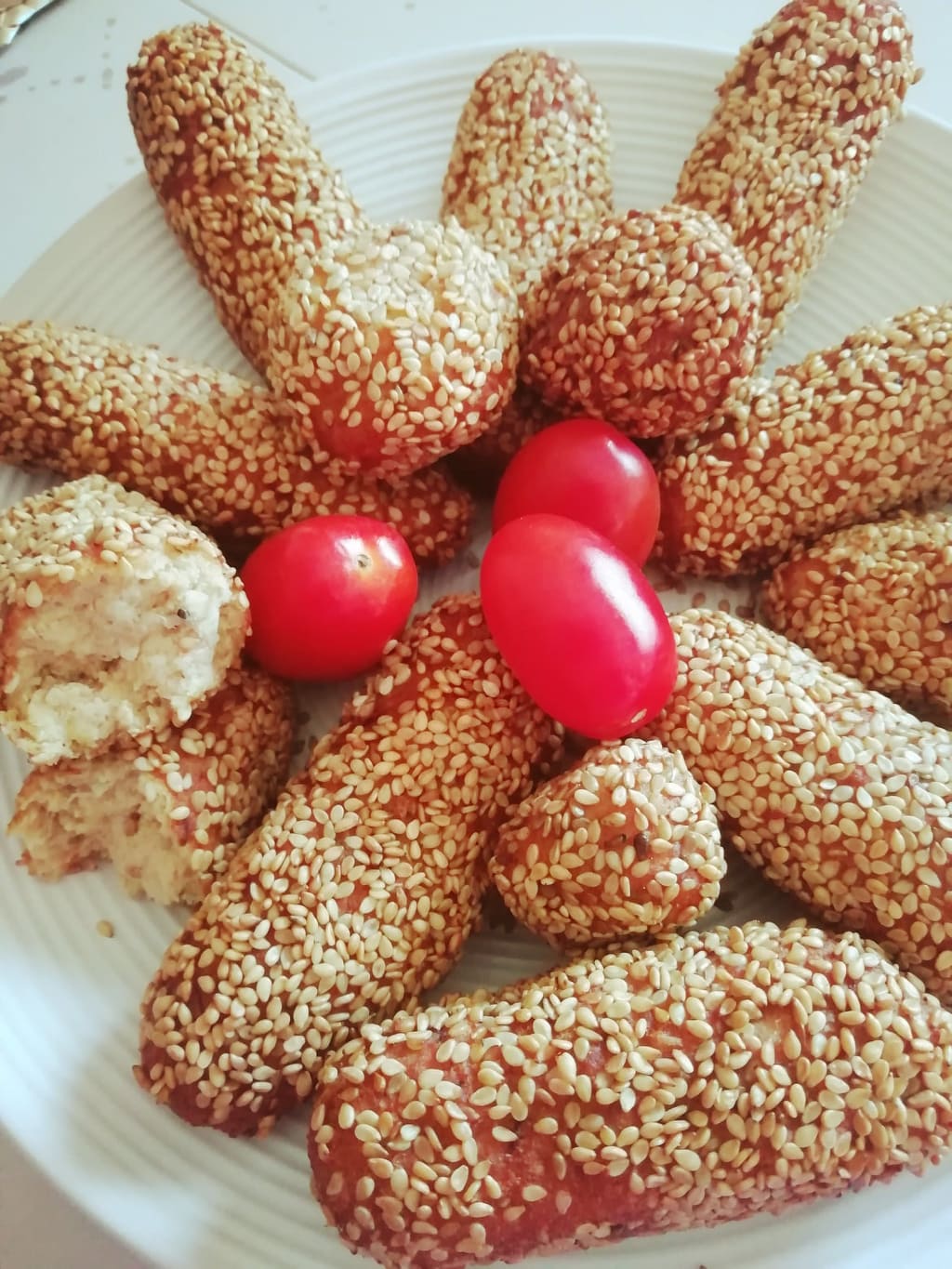 Hähnchen-Kroketten mit Curry und Sesam