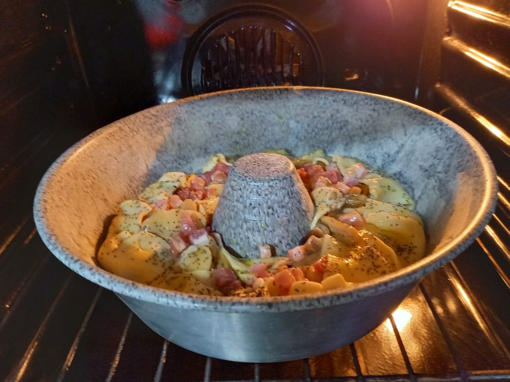 Osterkranz (Blätterteig-Tortano)