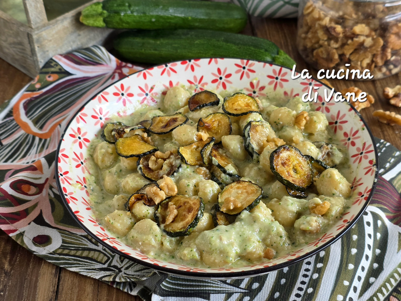 Gnocchi Gorgonzola, Zucchini und Walnüsse: cremiger und einfacher erster Gang – TV-Folge La cucina di Vane