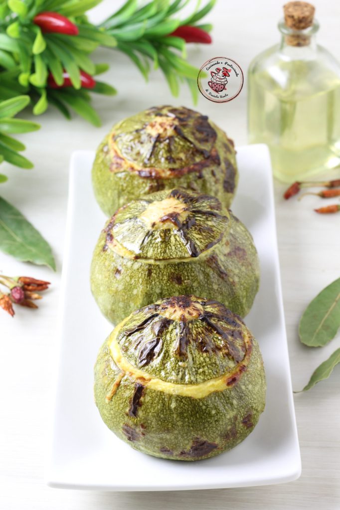 GEFÜLLTE RUNDE ZUCCHINI AUS DER HEISSLUFTFRITTEUSE