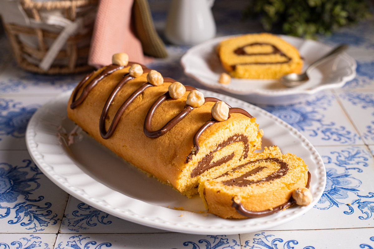 Fluffige Nutella-Rolle