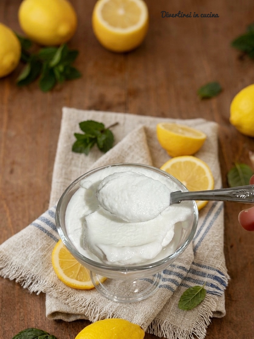 Cremiges Zitronensorbet