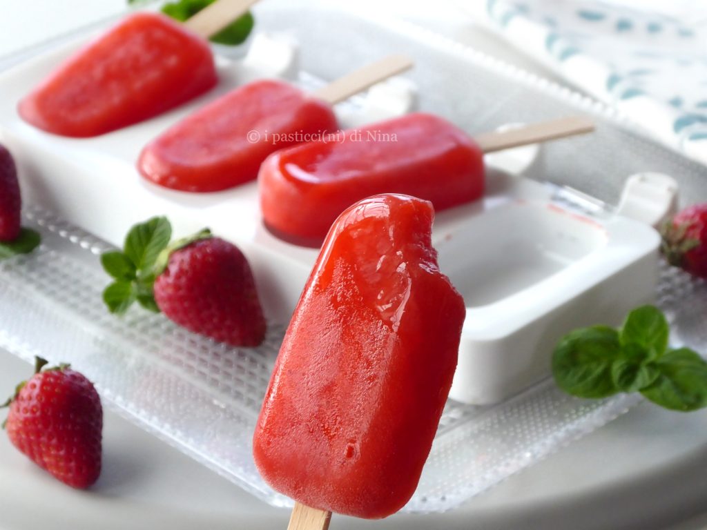 rezept fruchteis am stiel: erdbeere, minze, zitrone, orzata