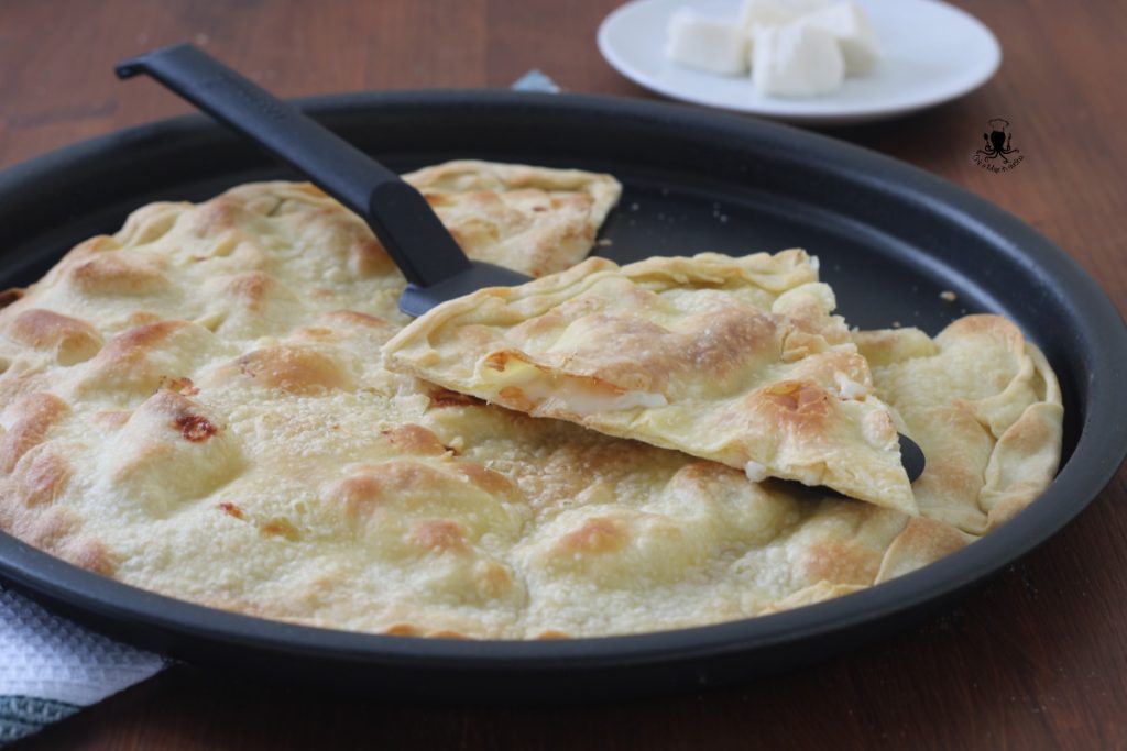 Focaccia mit Stracchino und Pasta Matta