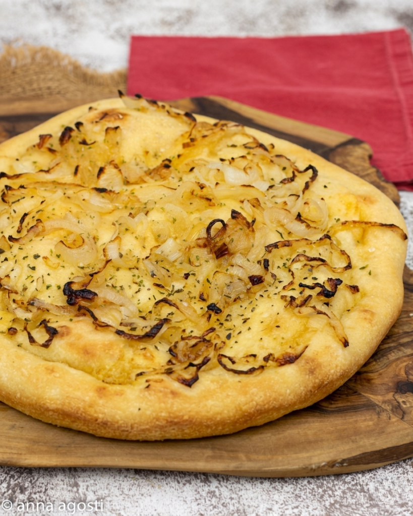 Focaccia mit Zwiebeln