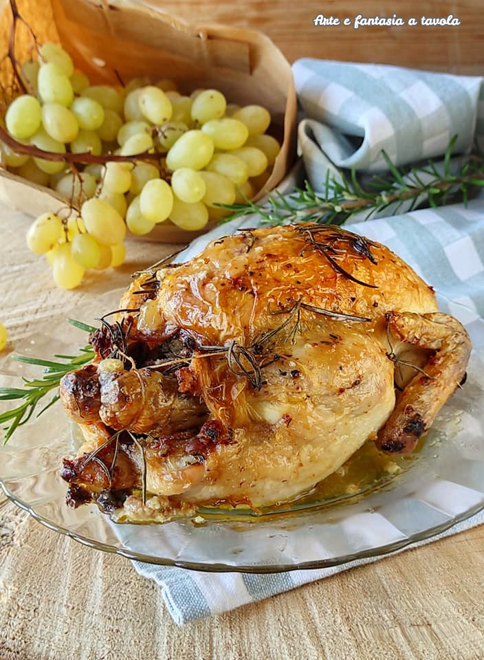 Hähnchen mit Salsiccia und weißen Trauben