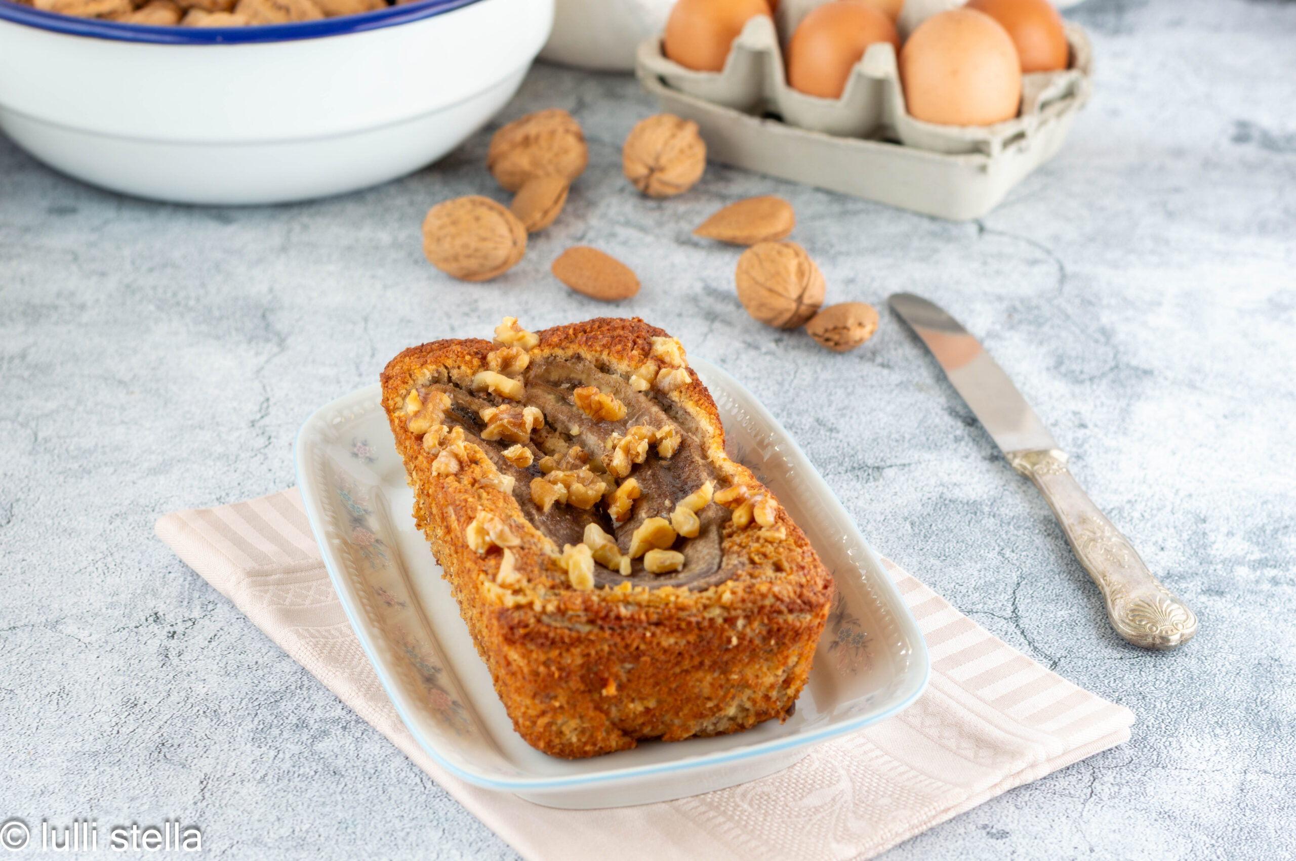 Low-Carb-Bananenbrot: das fluffigste, das du je backen wirst (ohne Zucker und glutenfrei)