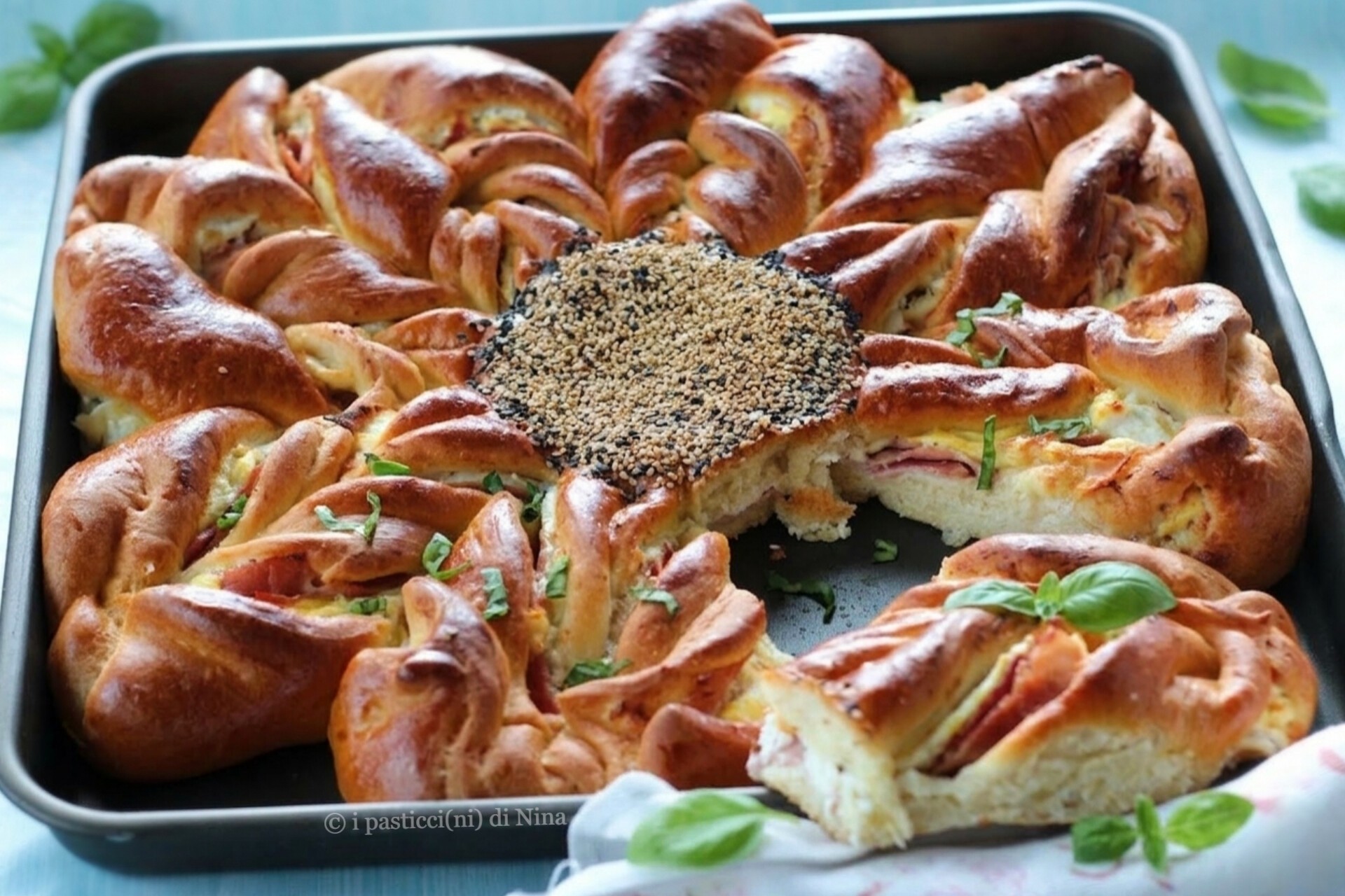 Herzhafte Brioche-Blüte mit Ricotta