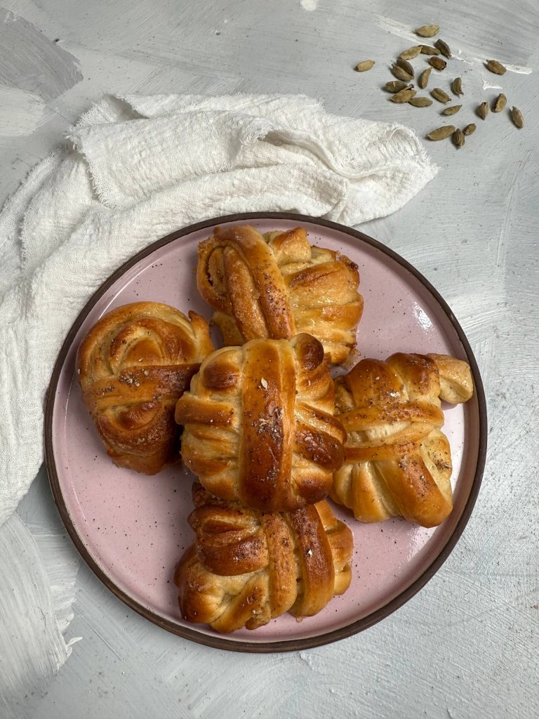 Kardamom-Brötchen