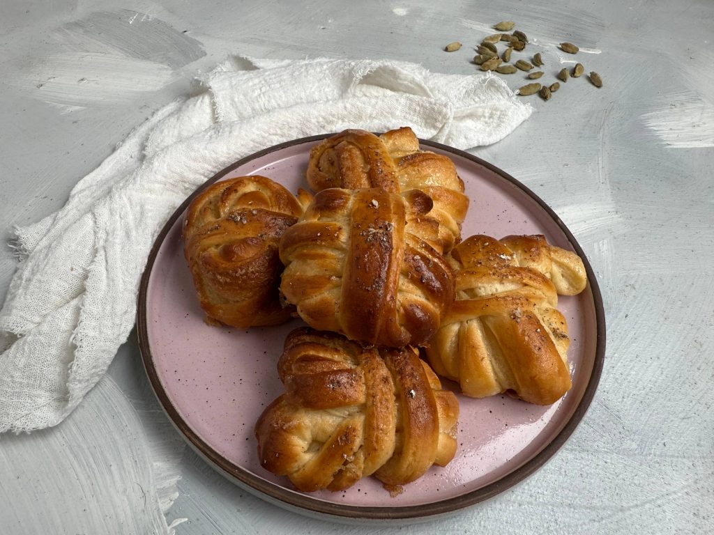 Kardamom-Brötchen
