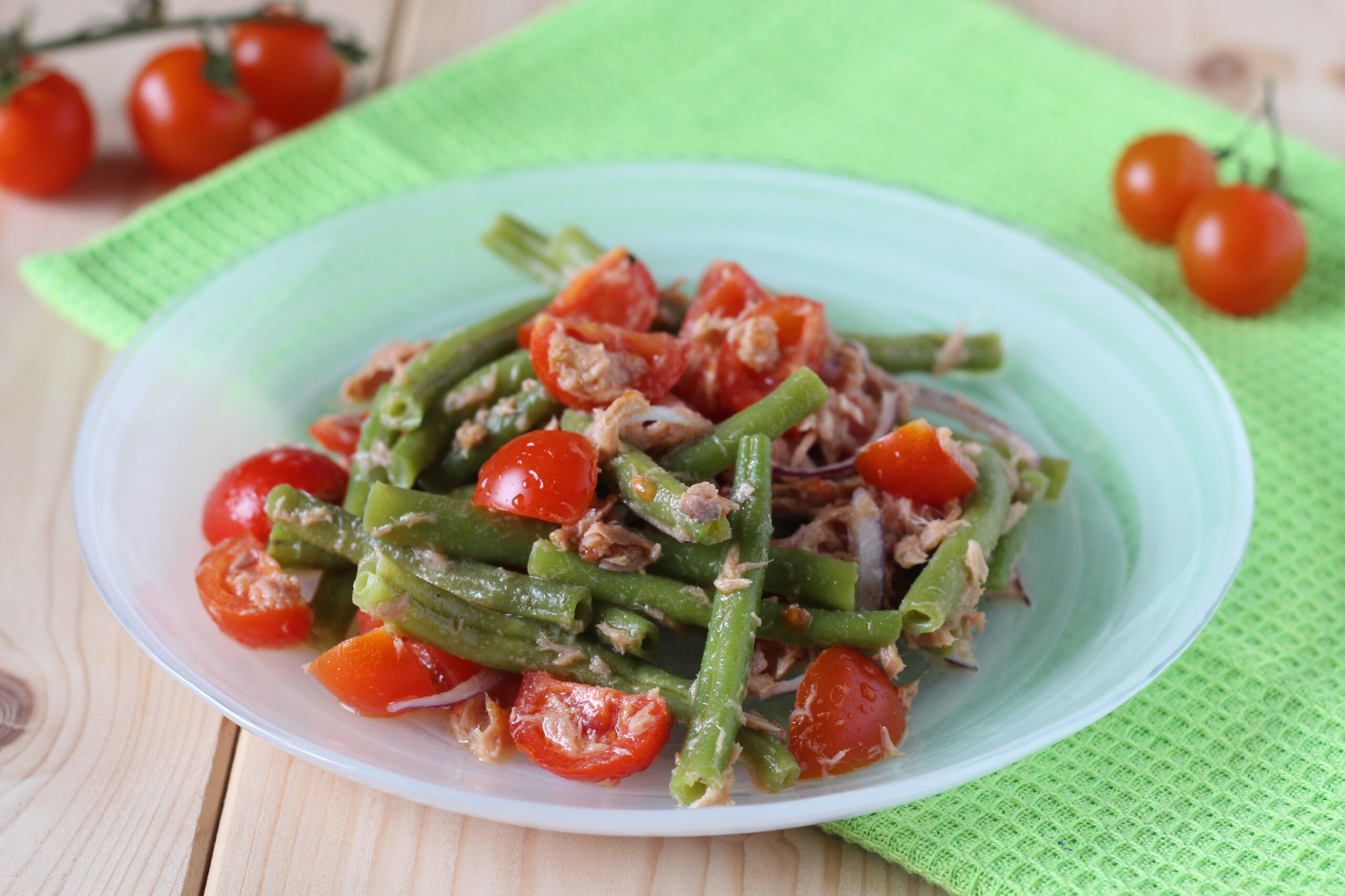 Grüner Bohnensalat mit Thunfisch und Kirschtomaten