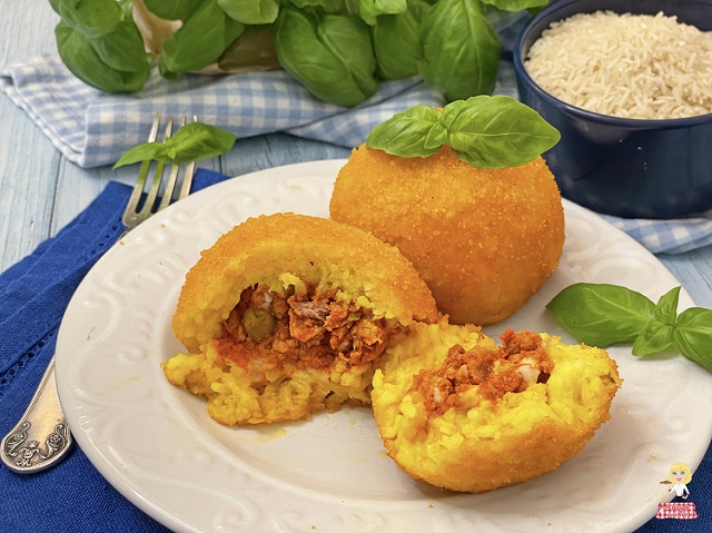 ARANCINI mit Ragù – sizilianisches Rezept