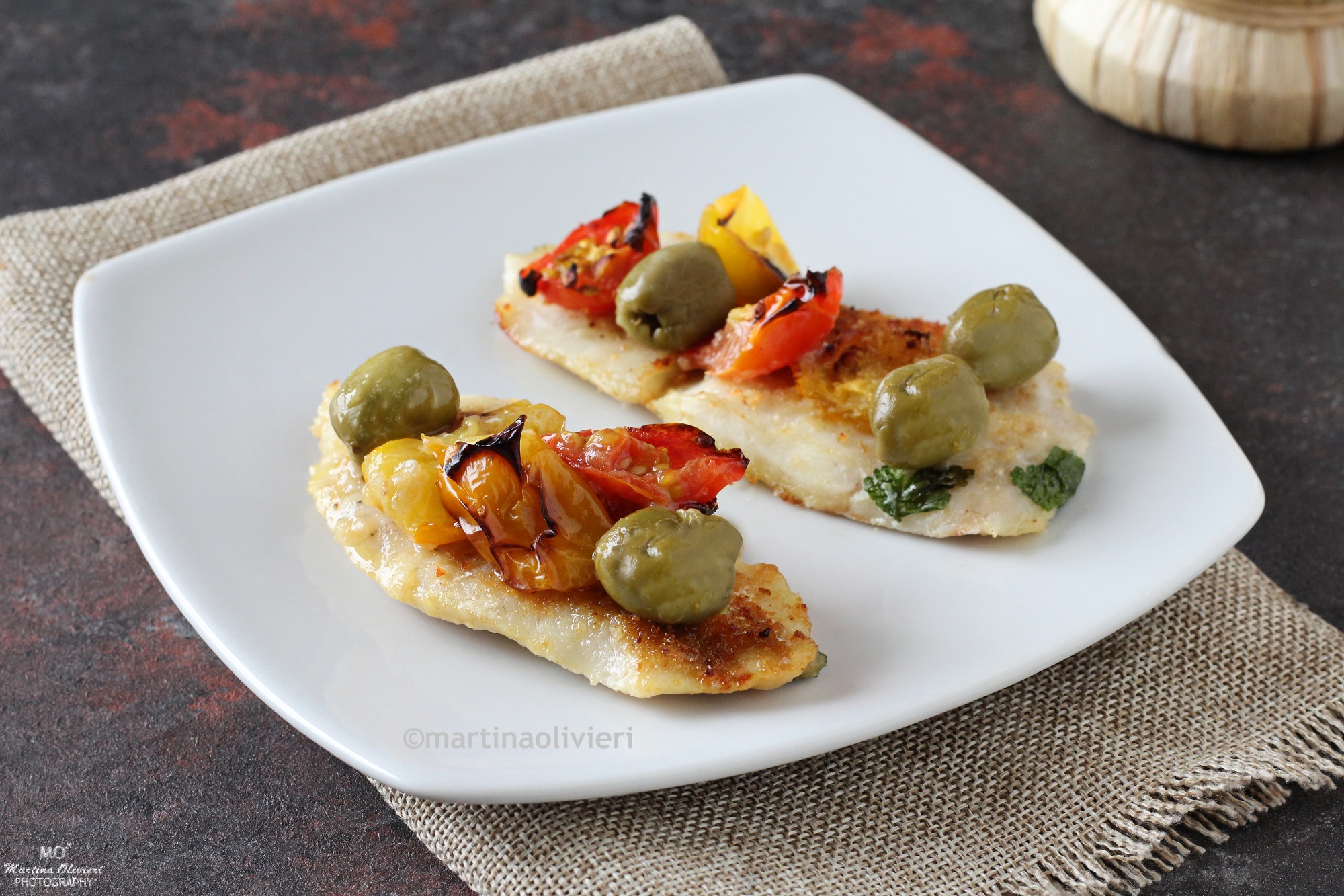 Kabeljaufilets mit Cherrytomaten und Oliven