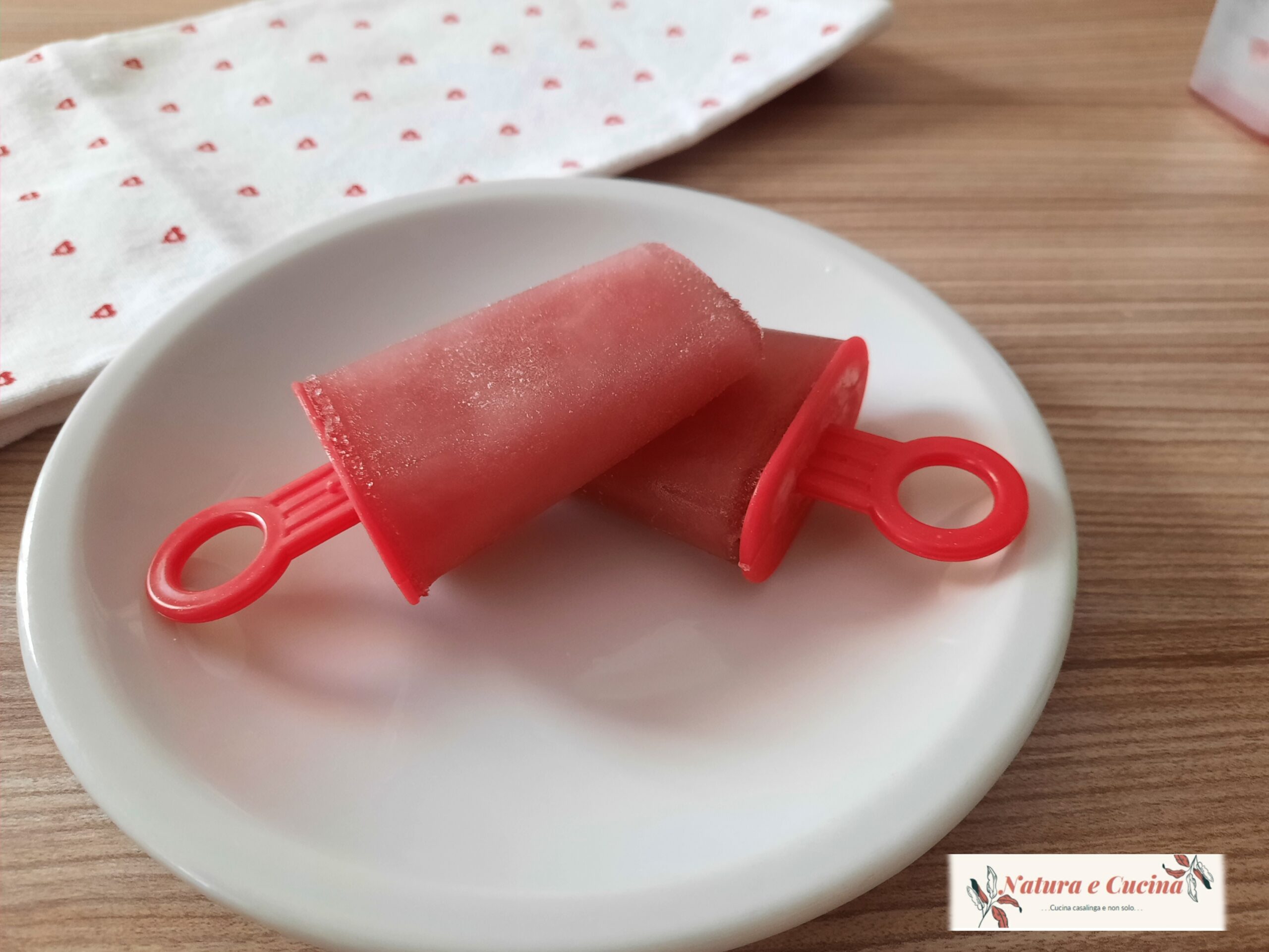 Amarena-Eis am Stiel