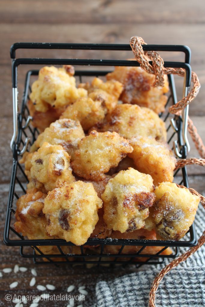 Reisbällchen mit Rosinen