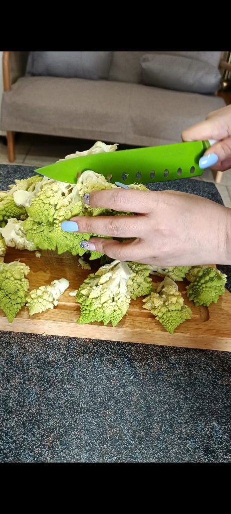 Romanesco-Brokkoli säubern