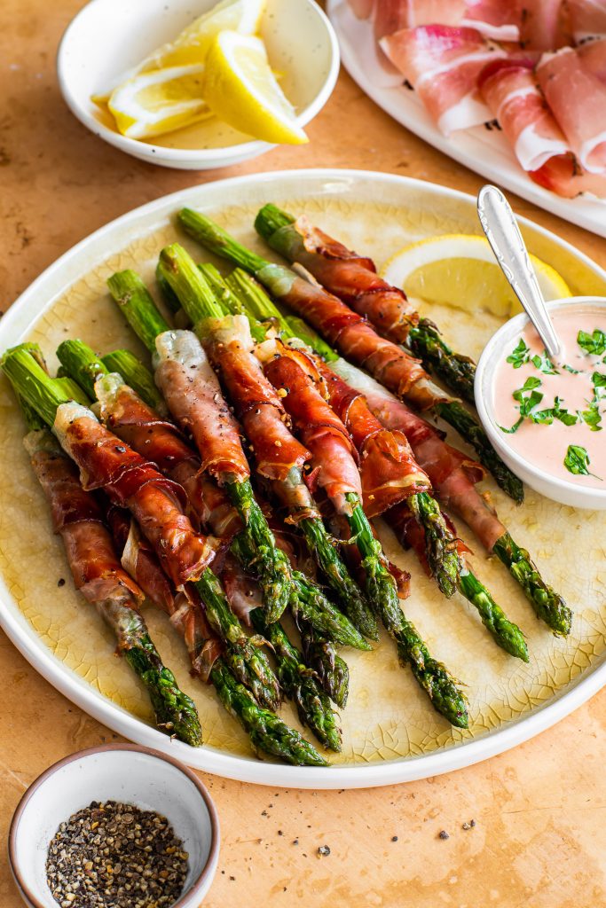 Spargel aus der Heißluftfritteuse mit Speck Alto Adige IGP