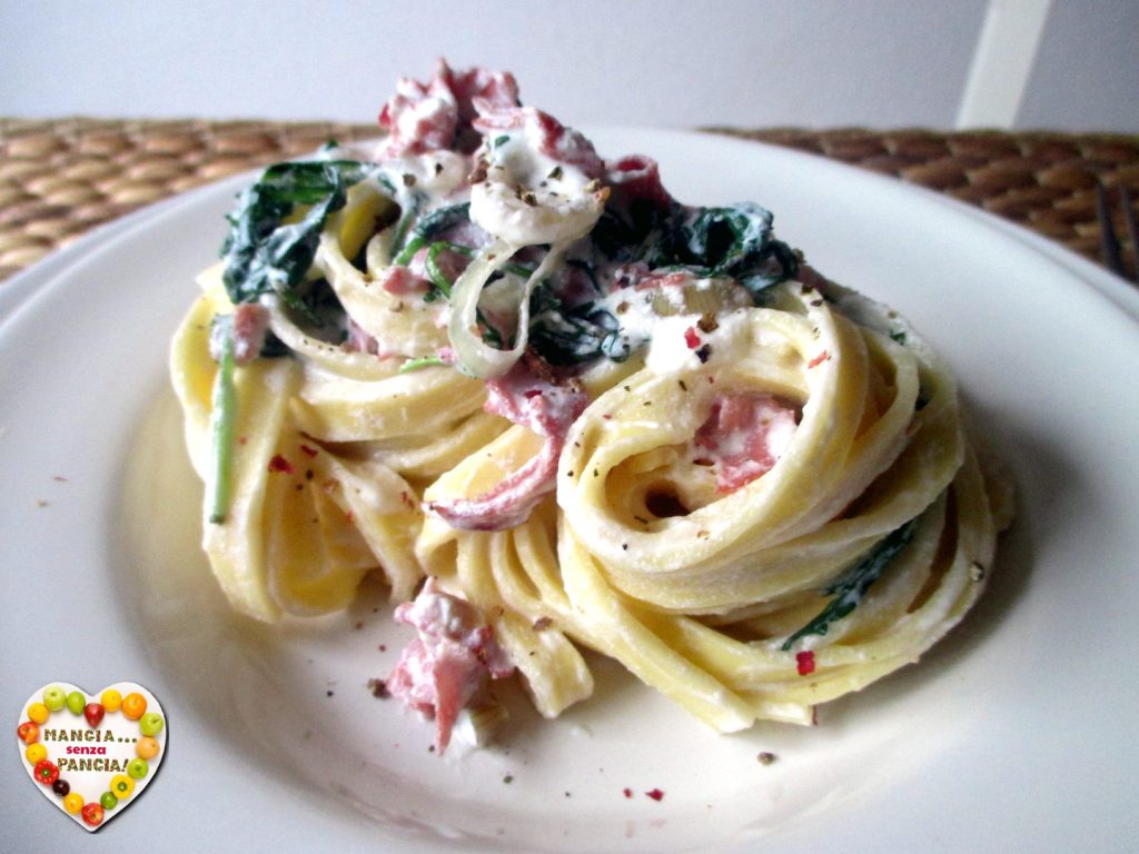 Pasta mit Ricotta, Bresaola und Rucola, Mangia senza Pancia