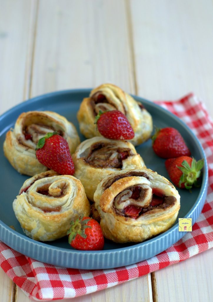 Blätterteigschnecken mit Erdbeeren und Nutella GP
