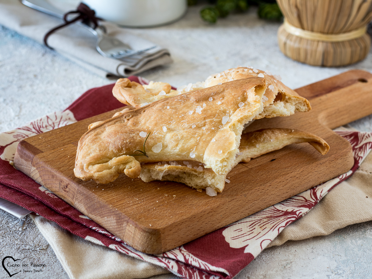 Schiacciata mit Backpulver