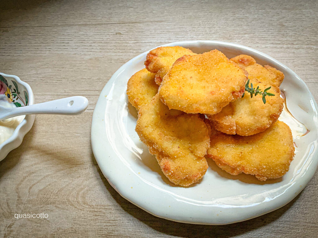 Knusprige selbstgemachte Hähnchen-Nuggets