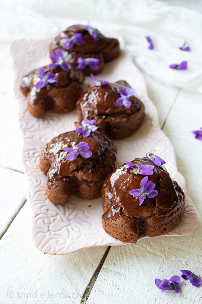 Mini-Colombe mit Schokolade