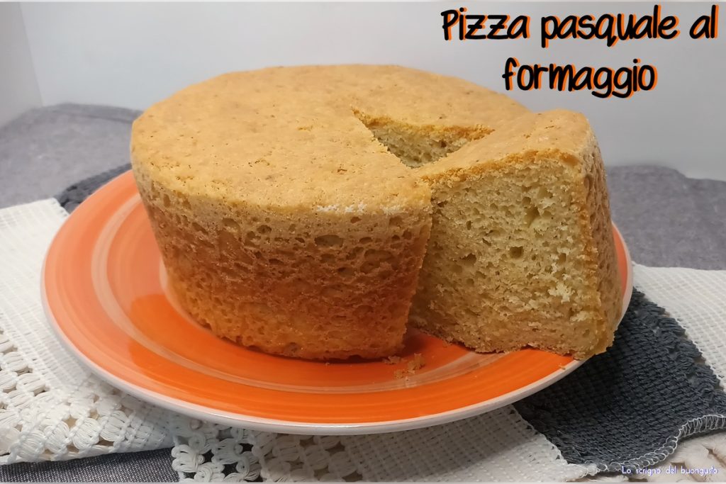 Oster-Pizza mit Käse