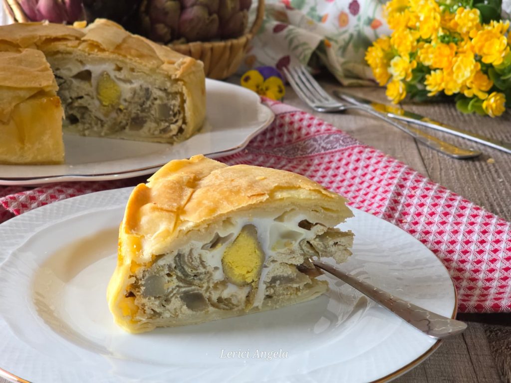 Die Pasqualina-Torte mit Artischocken, im Ofen oder in der Heißluftfritteuse gebacken