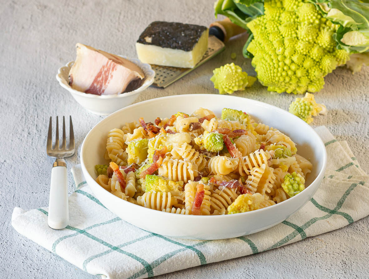 Pasta mit Guanciale und Romanesco-Brokkoli