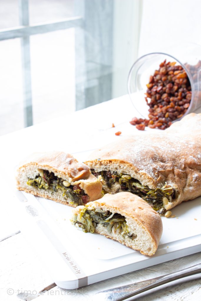 Endivien-Pizza als Strudel